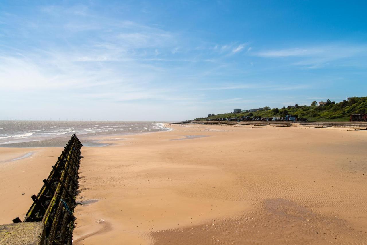 Caravan With Decking At Martello Beach Nearby Clacton-On-Sea Ref 29017Kv酒店 外观 照片